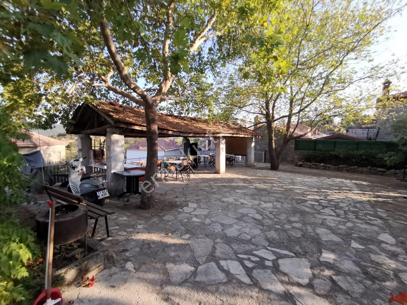 Ayvacık Söğütlü Köyü'nde Bahçeli, Müstakil Taş Ev - Görsel 35