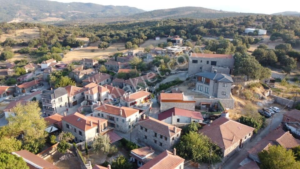 Ayvacık Söğütlü Köyü'nde Bahçeli, Müstakil Taş Ev - Görsel 32