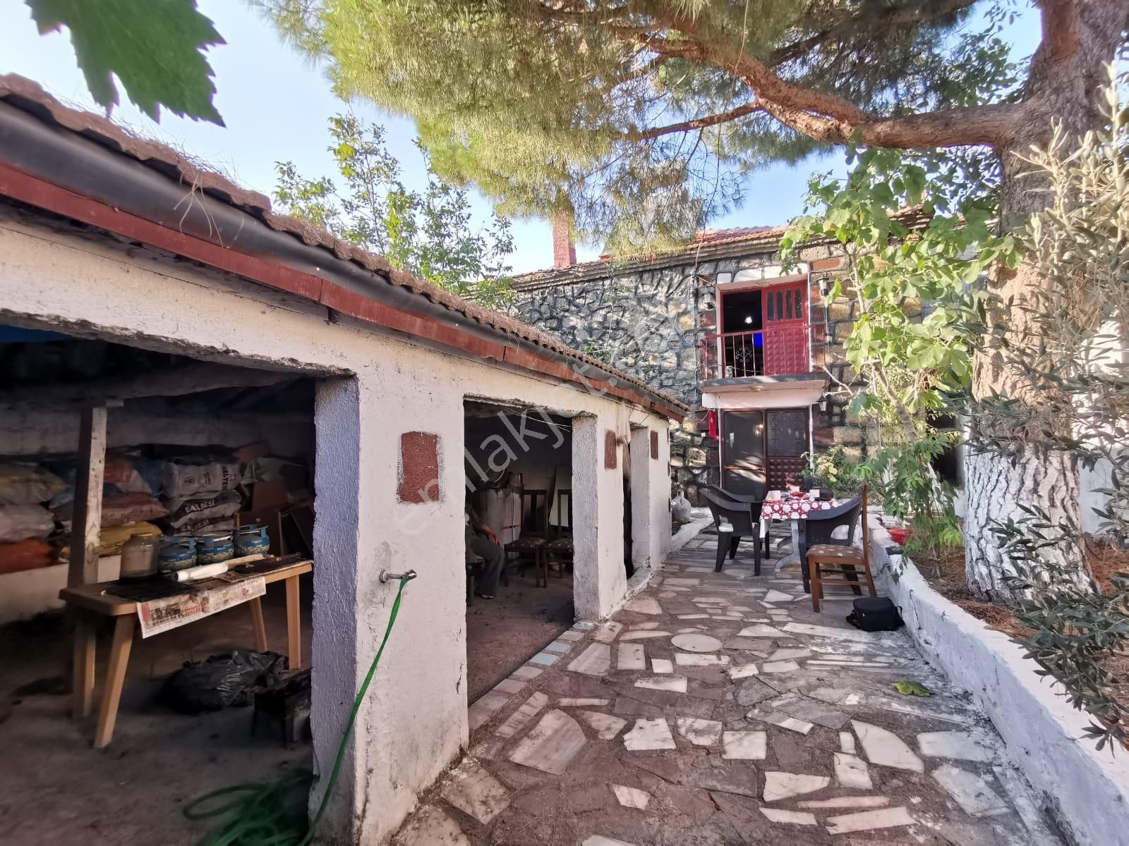 Ayvacık Söğütlü Köyü'nde Bahçeli, Müstakil Taş Ev - Görsel 25