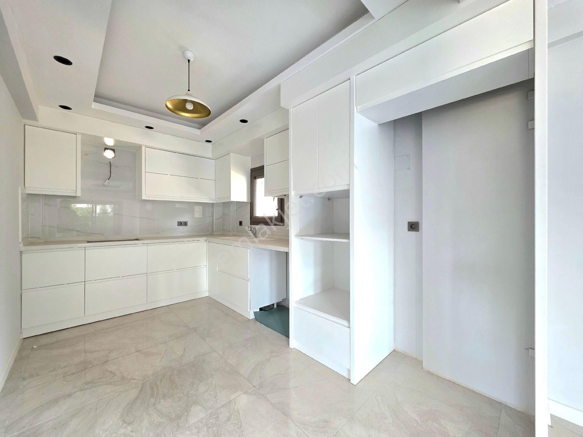 Fethiye Akarca'da Satılık 4+1 170m2 Bahçeli Havuzlu Villa - Görsel 6