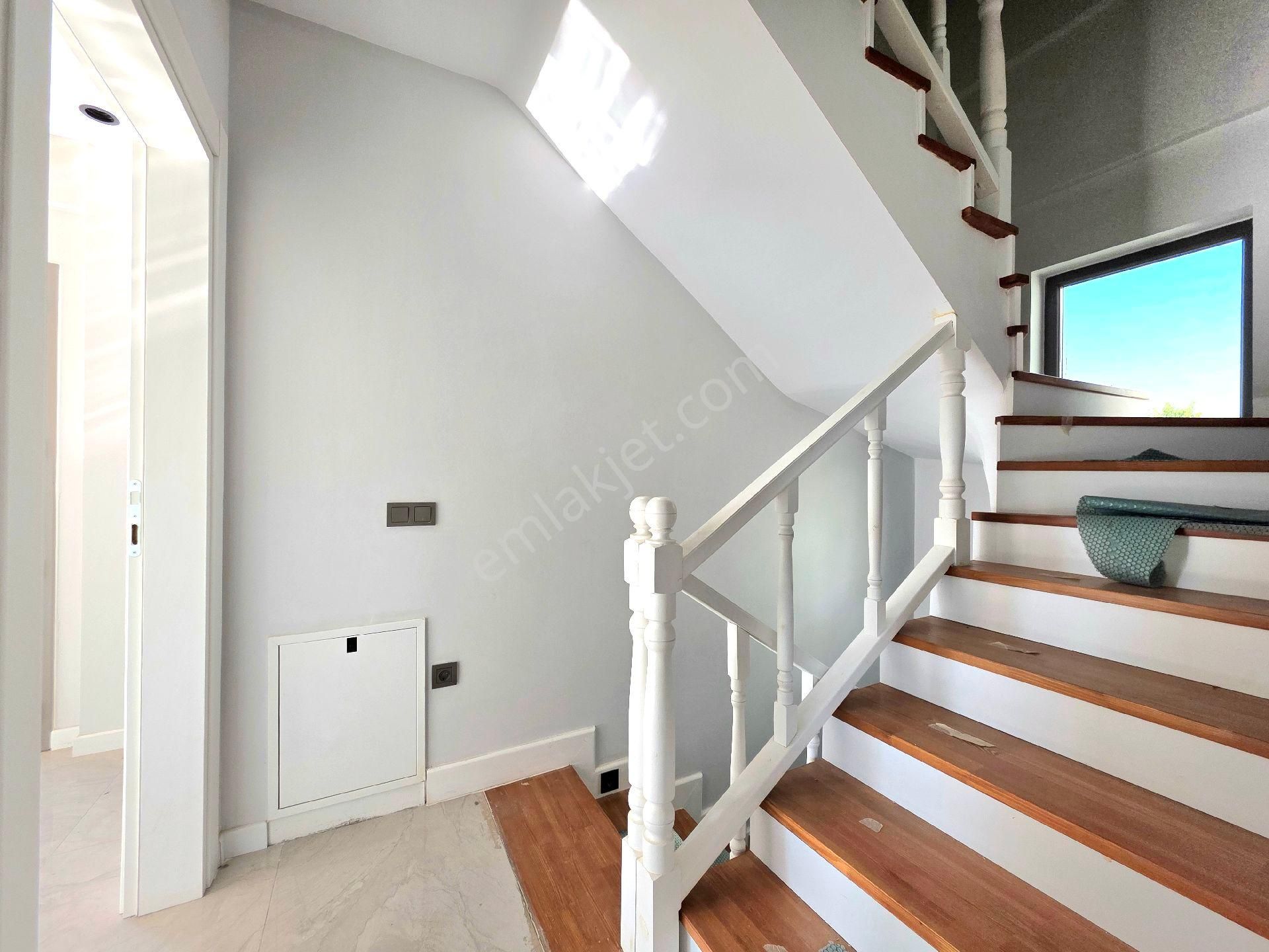 Fethiye Akarca'da Satılık 4+1 170m2 Bahçeli Havuzlu Villa - Görsel 31