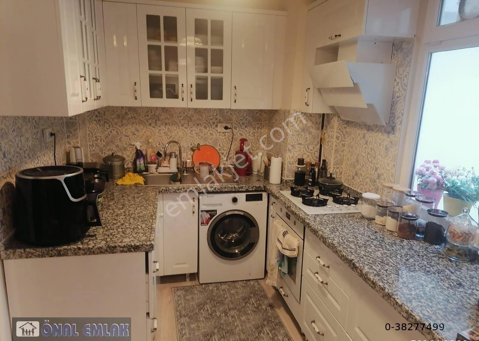 Önaldan Ankara Çankaya Dikmen Harbiye Mah. 2+1 Y. Giriş Balkonlu