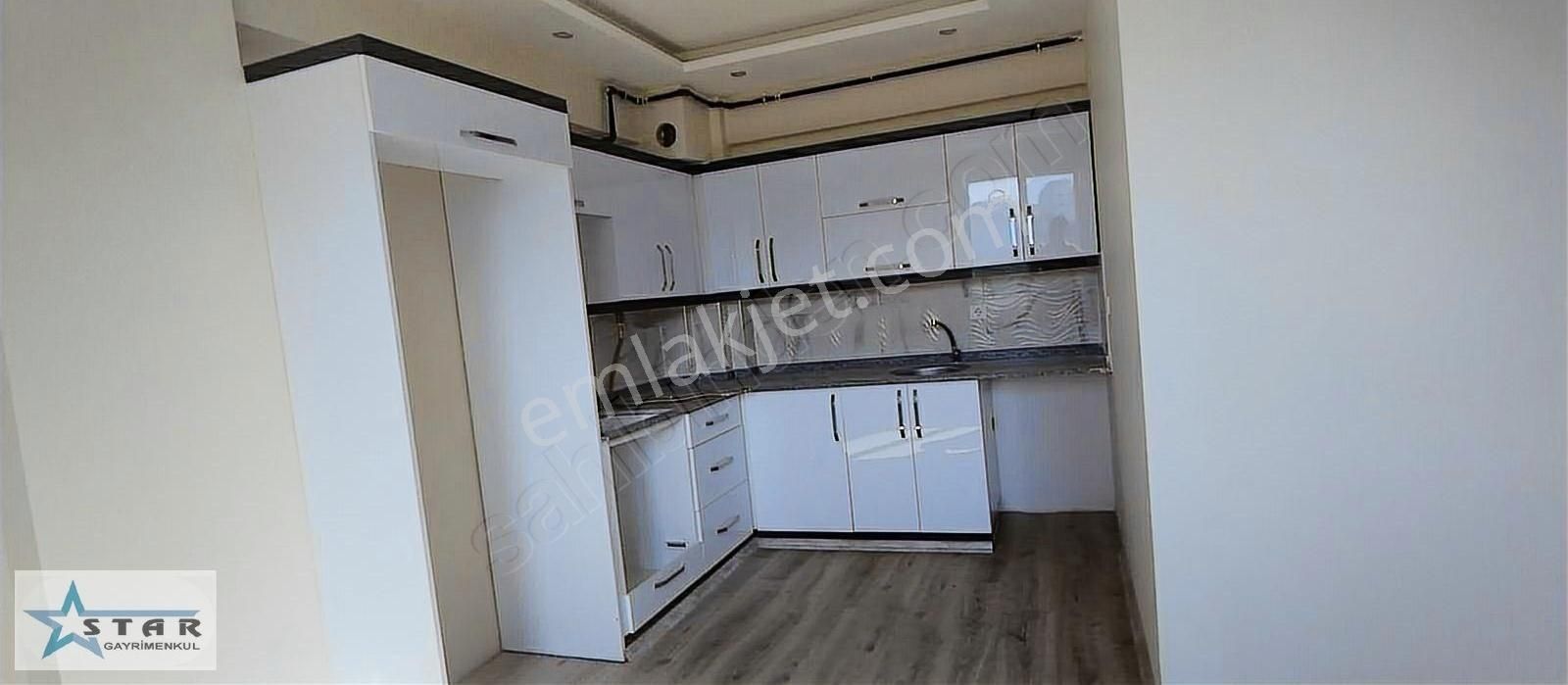 Manisa Muradiyede 2+1 Kiralık Arakat Daire