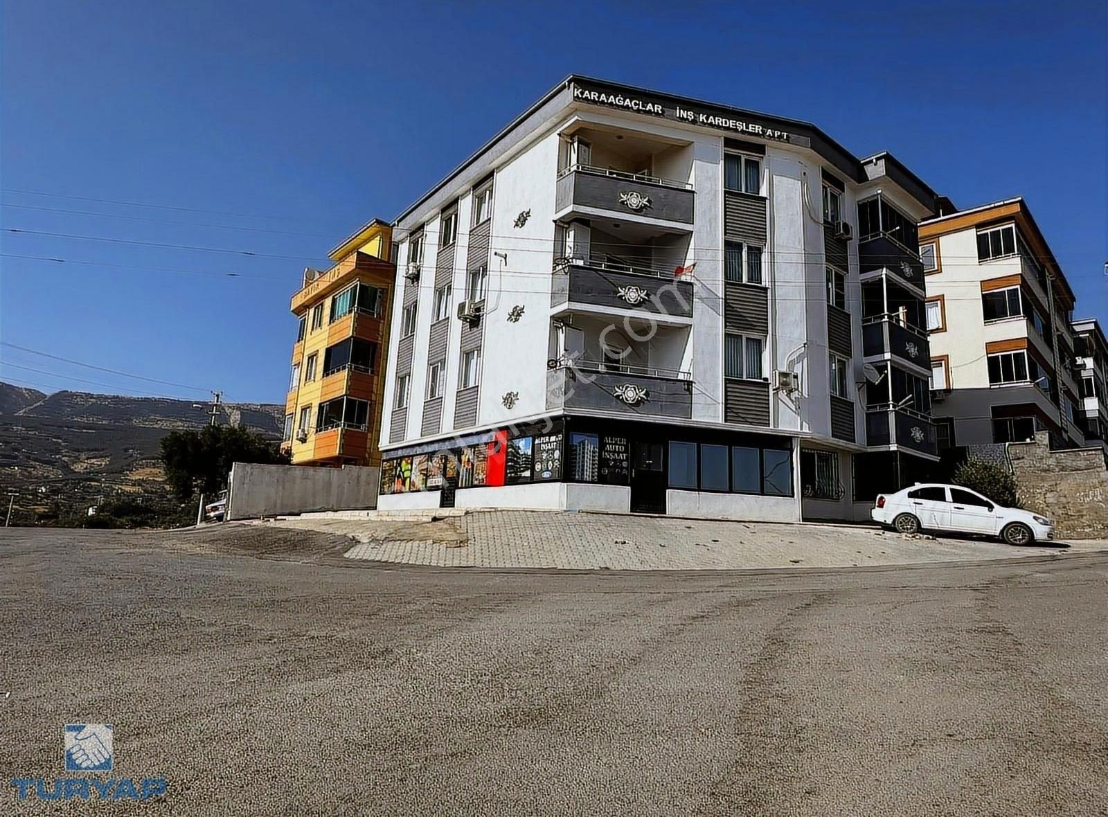 Binevler Turyaptan Ballıcada Masrafsız Manzaralı Satılık 3+1