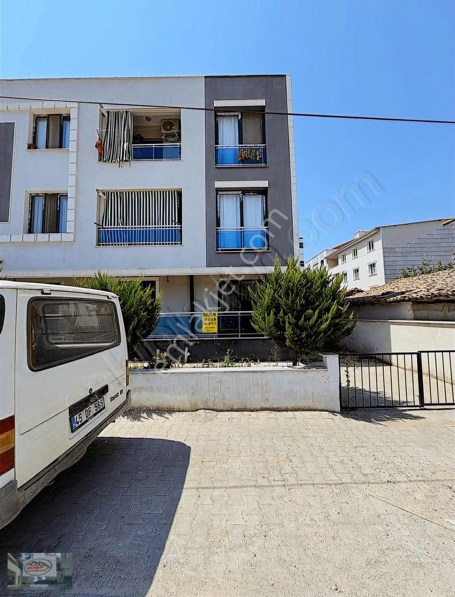 Akman Gayrimenkul'den Muradiye'de Kiralık 2+1 Daire