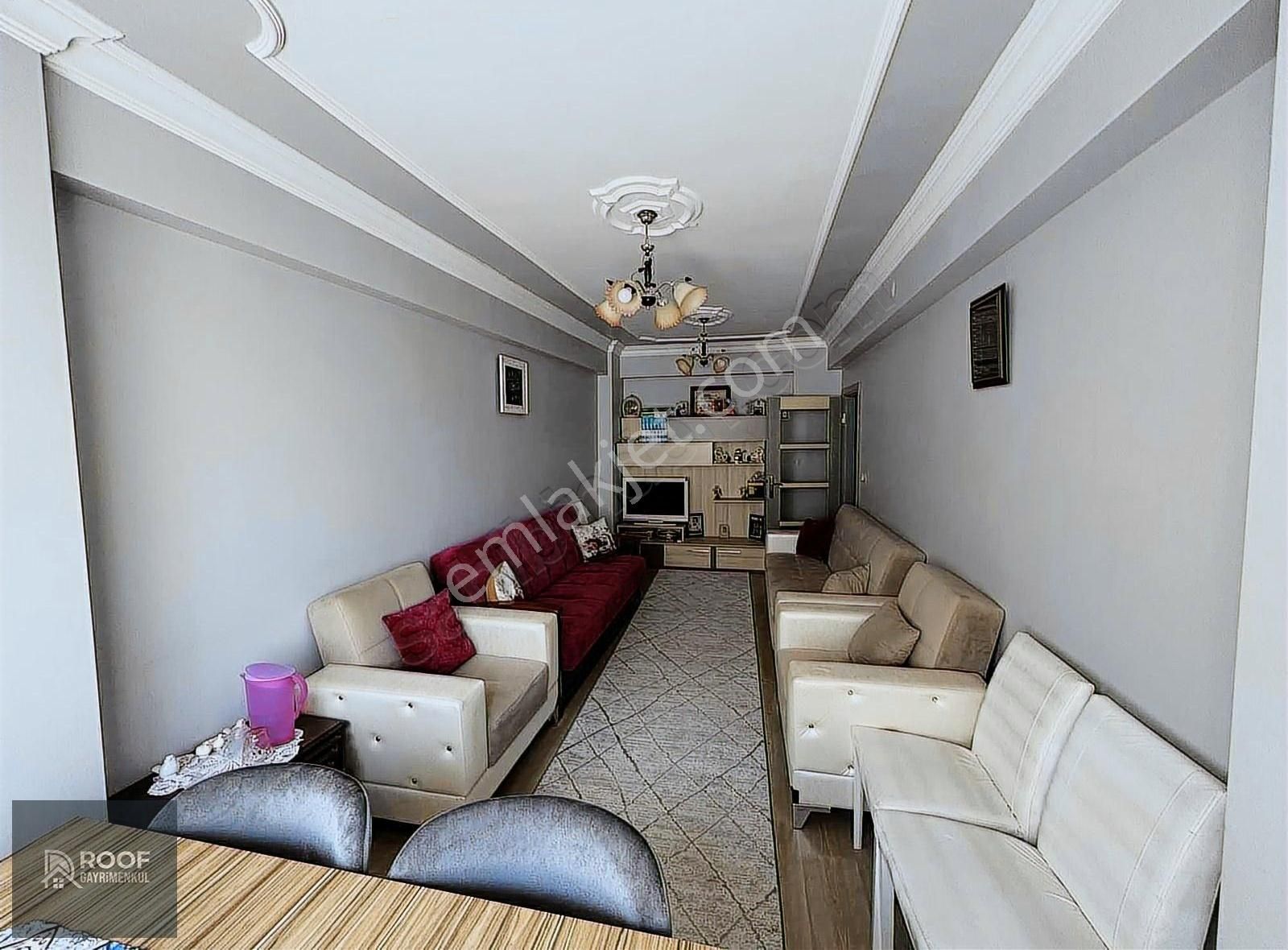 Huzur Mahallesinde Merkezi Konumda 100m2 2+1 Geniş Daire