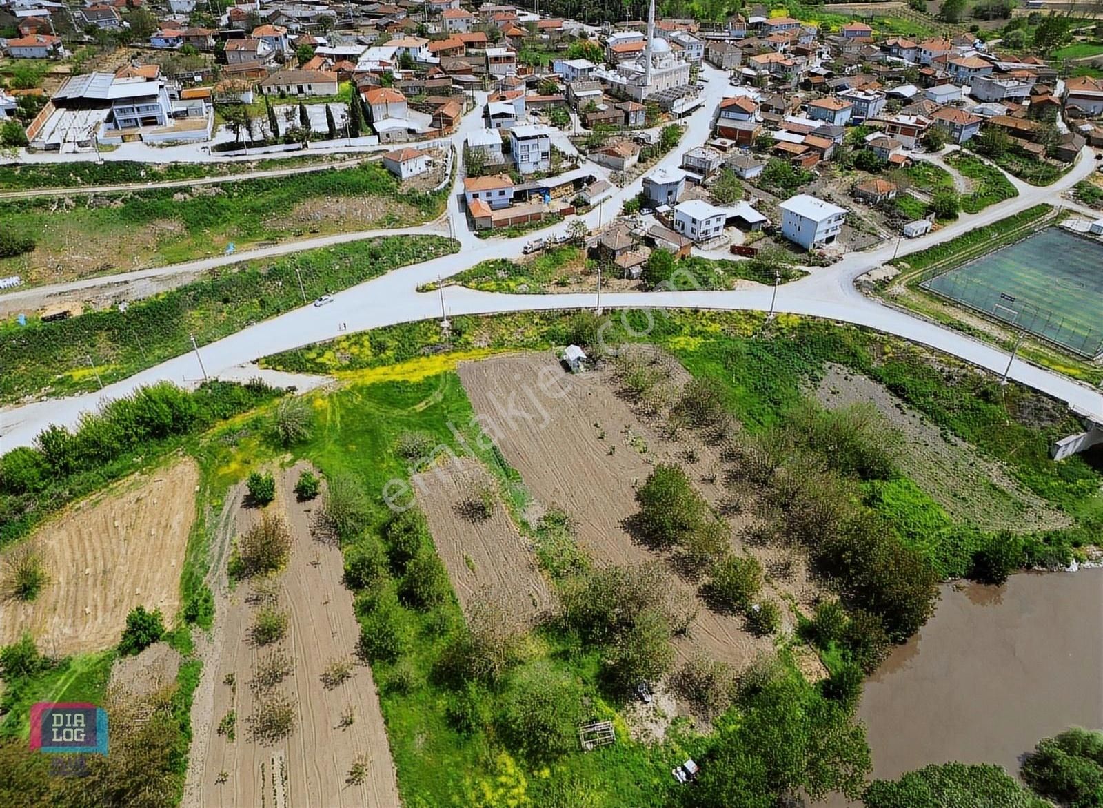 Yörükyenice'de Anaasfalta Cephe Yatırımlık Tep Tapu Arazi