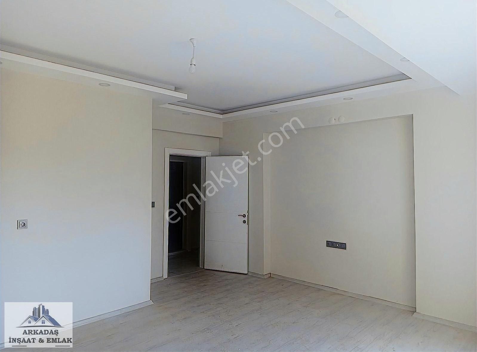 Arkadaş İnşaat Emlak Antalya Kumluca Merkez De Satılık Daire