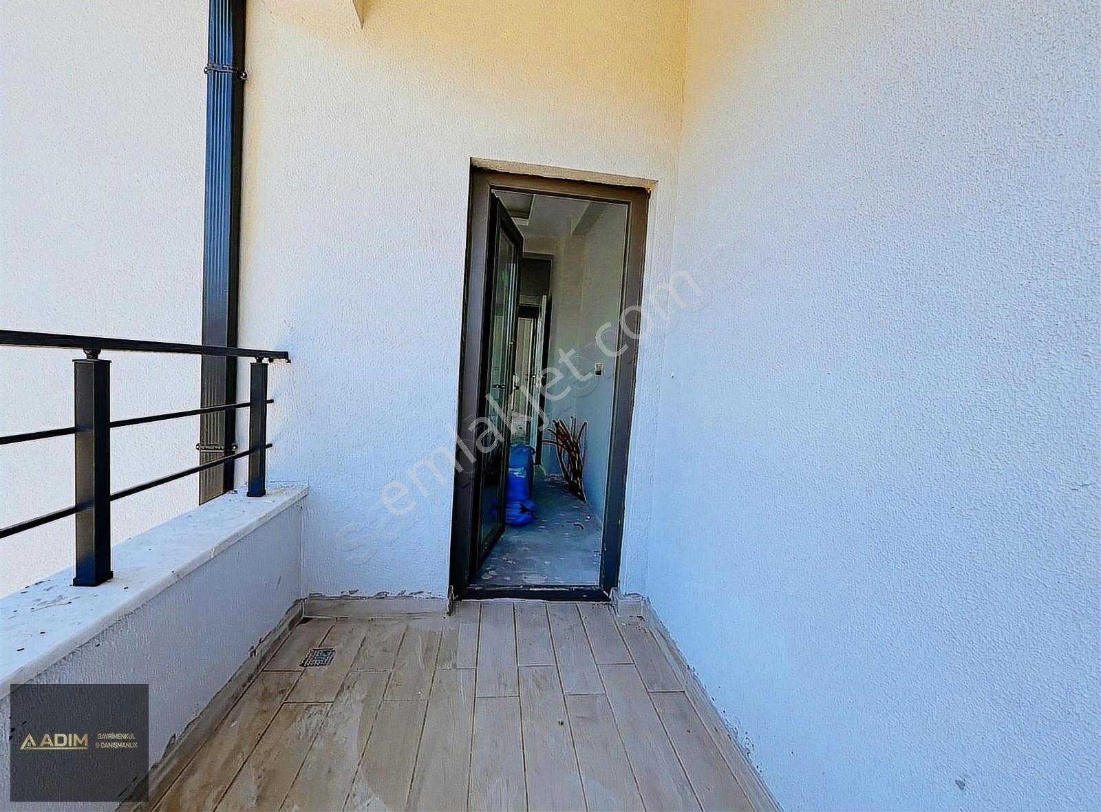 Erenköy'de 4+1 Dubleks Mantıklı Takasa Açık Lüks Villa - Görsel 9