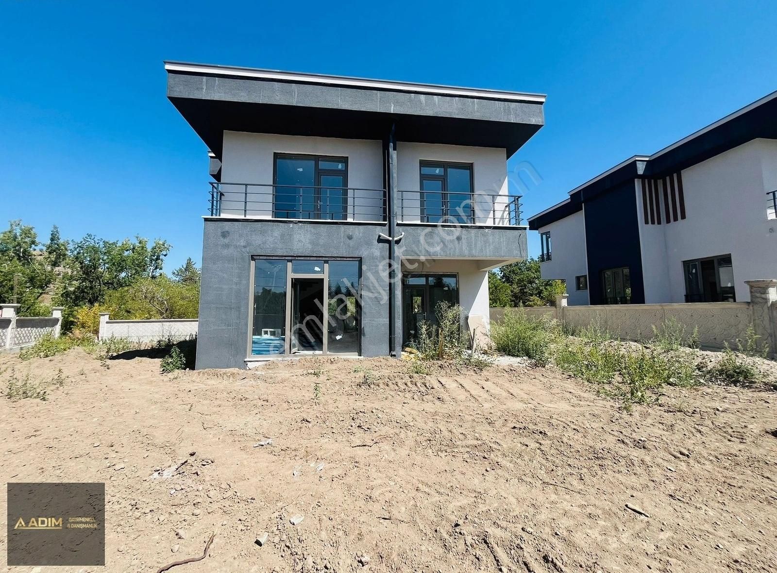 Erenköy'de 4+1 Dubleks Mantıklı Takasa Açık Lüks Villa - Görsel 6