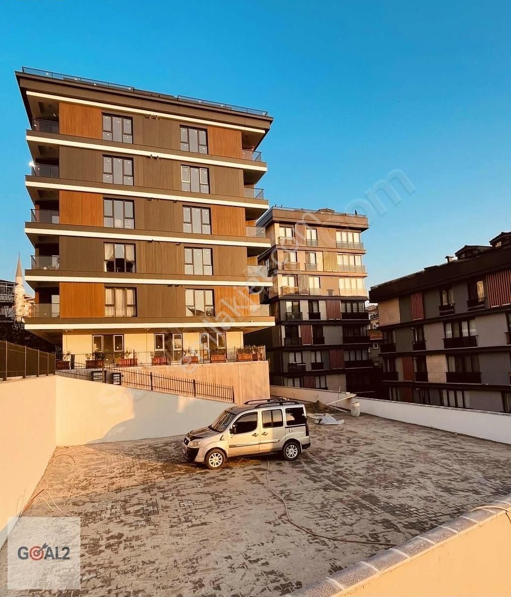 Üsküdar Nev Çarşı Yanı Sıfır Bina