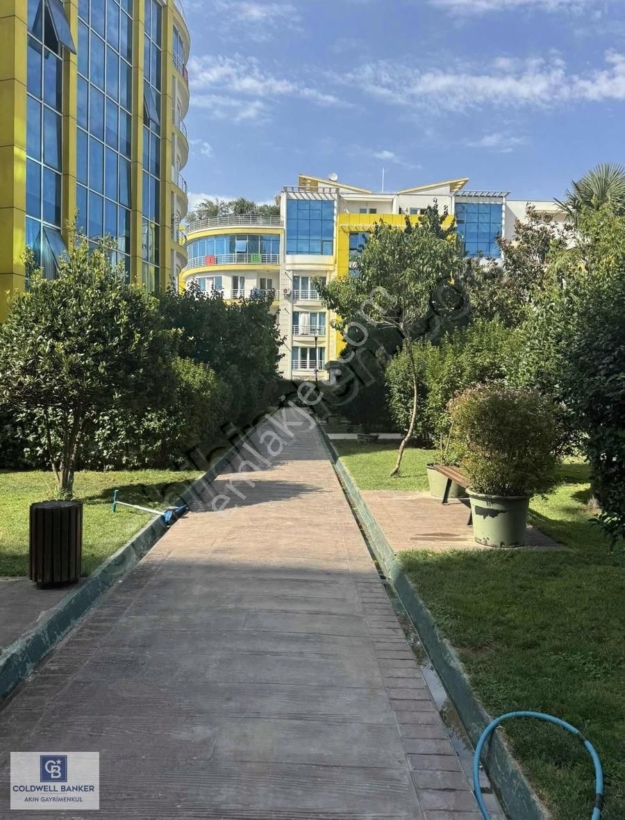 Sancaktepe Site İçi Kaymakamlık Yanı Satılık Arakat Daire