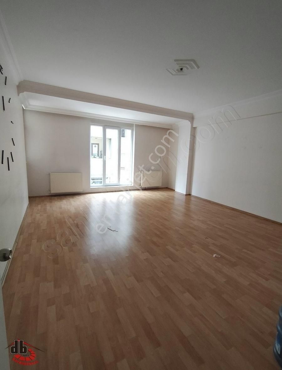 Gaziosmanpaşa Merkez'de 3+1 Arakat Çift Cephe