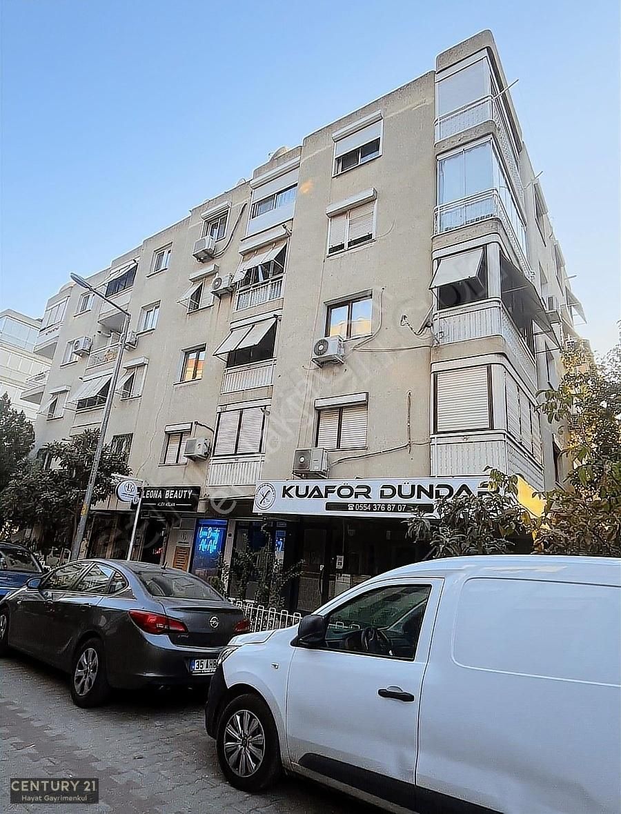 Bahriye Üçok Ve Atatürk Bulvarı Paraleli Geniş 2+1 Kiralık Daire