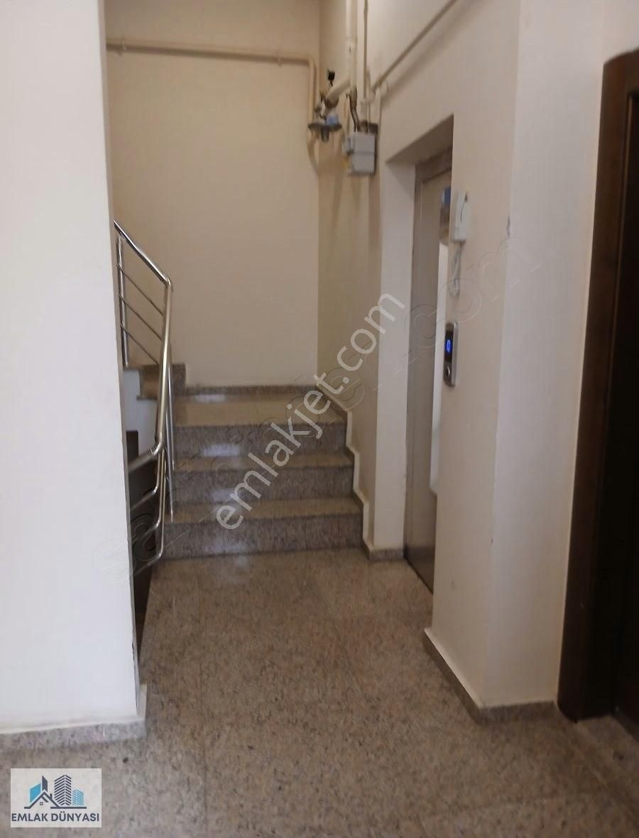 İdeal Tepede Metroya 1o Dk_ Geniş Kullanışlı 2+1 Çift Balkonlu - Görsel 7