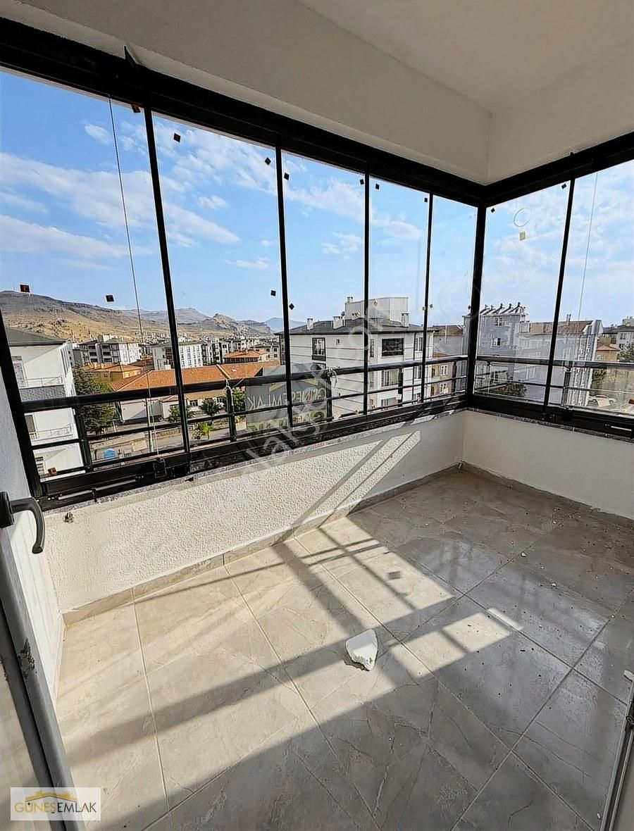 Güneş Emlaktan Yeni Mahallede Satılık Sıfır Daire - Görsel 12