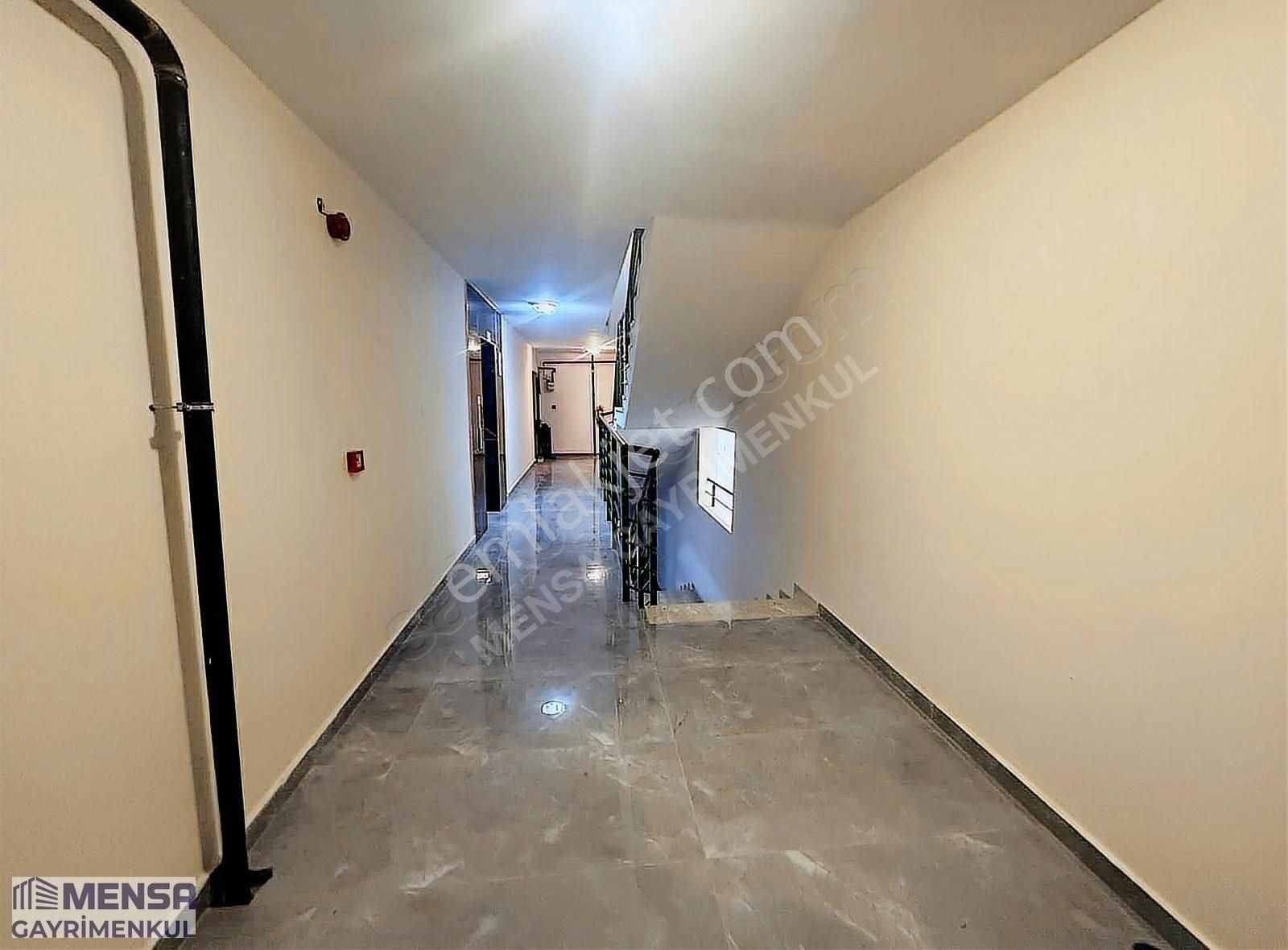 Mensa'dan Sıfır Binada Geniş E.banyolu Teras Balkonlu 3+1 - Görsel 16