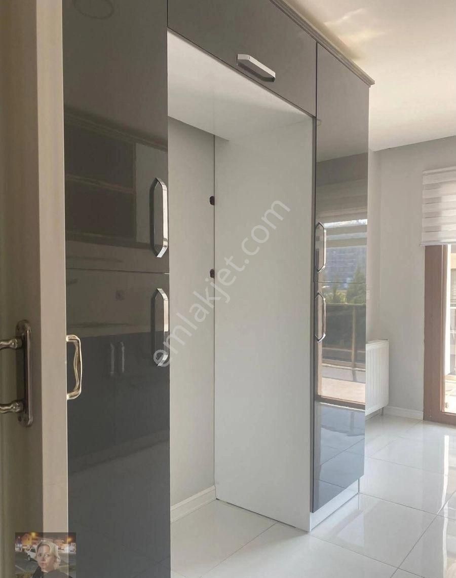 Büşra Gayrimenkulden Lüx Daire 3+1 Kat3 Site İçinde 145m2 Ebeveyin Banyolu Giyinme Odalı - Görsel 25