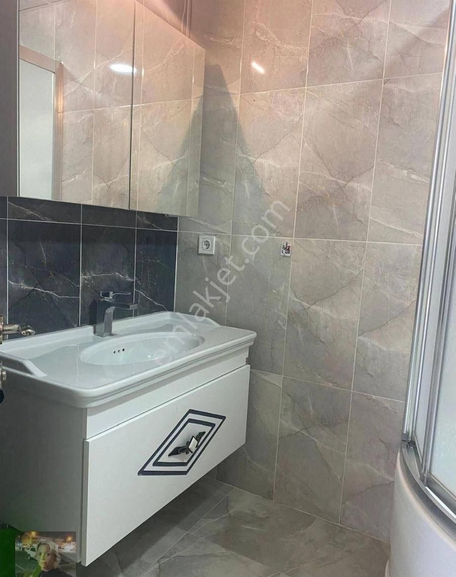 Büşra Gayrimenkulden Lüx Daire 3+1 Kat3 Site İçinde 145m2 Ebeveyin Banyolu Giyinme Odalı - Görsel 16