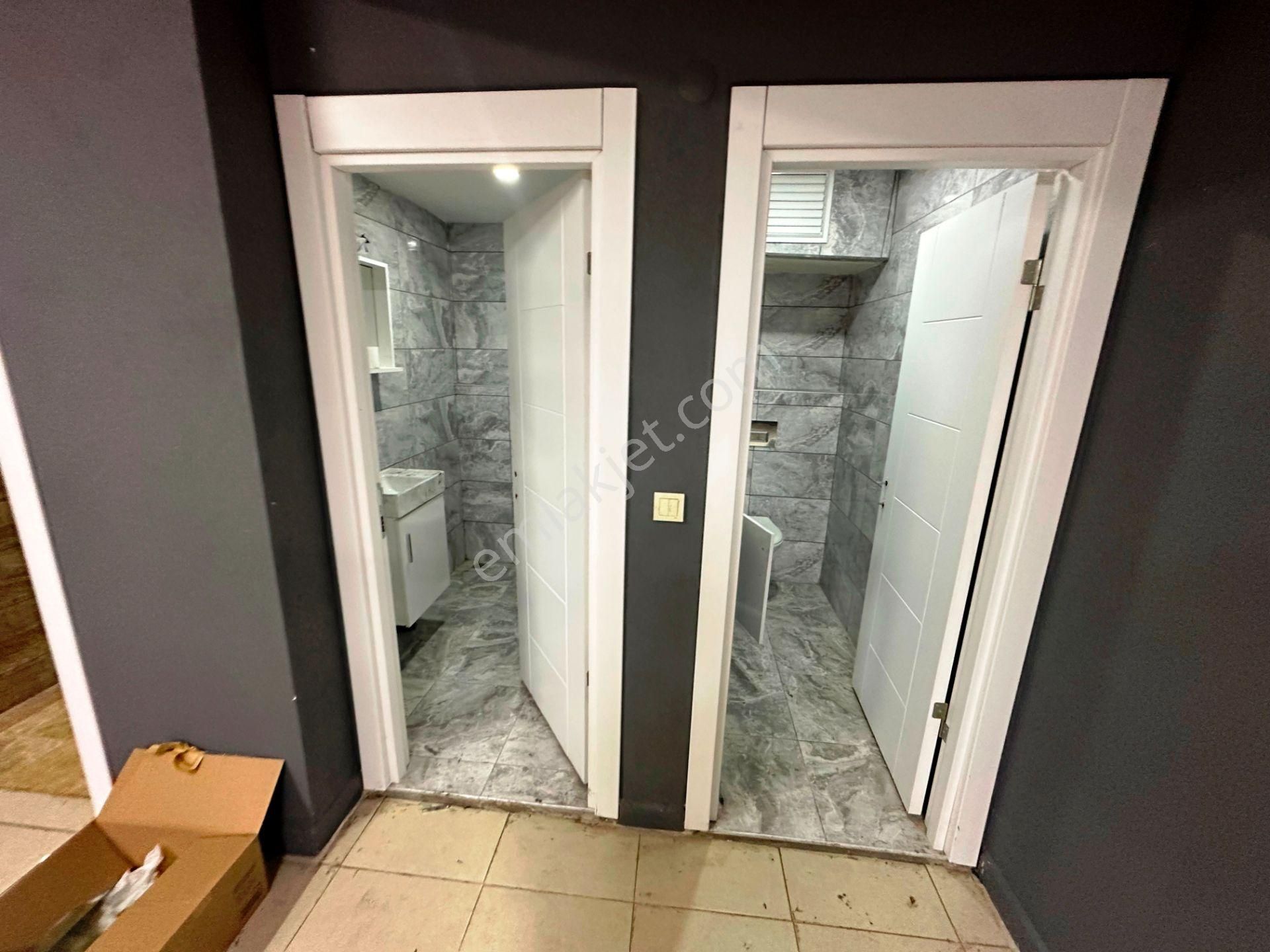 Kartal Meydan'da 5 Yıllık 3 Katlı 350m2 Bacalı Kiralık Bina - Görsel 17