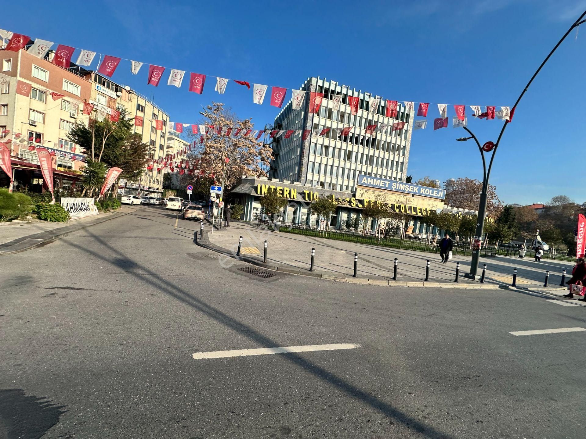 Kartal Meydan'da 5 Yıllık 3 Katlı 350m2 Bacalı Kiralık Bina - Görsel 35