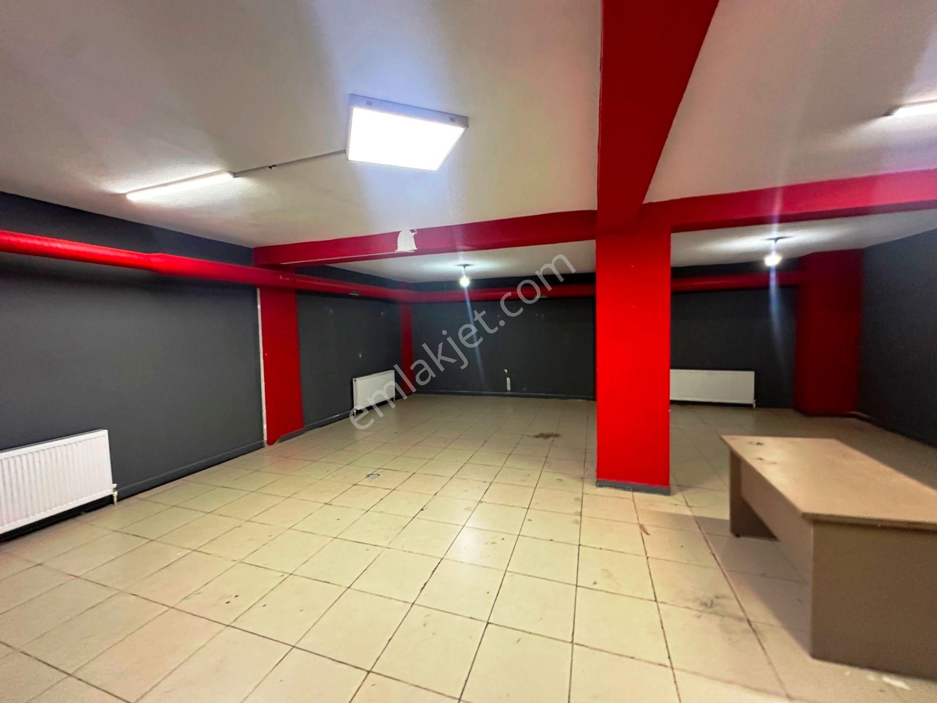 Kartal Meydan'da 5 Yıllık 3 Katlı 350m2 Bacalı Kiralık Bina - Görsel 10