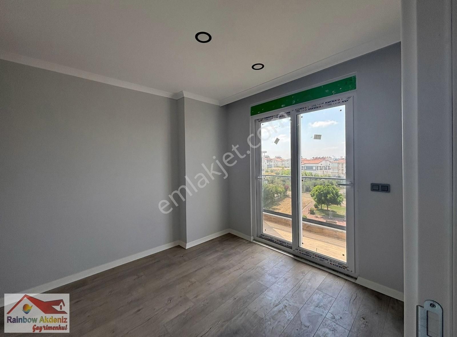 Manavgat Ilıcada Merkezi Konumda Asansörlü 3+1 Satılık Dublex !! - Görsel 7