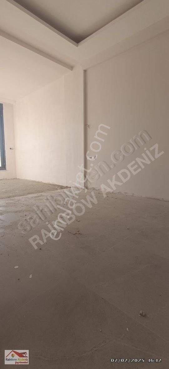 Kumköy'de Denize Yürüme Mesafesinde 1+1 Havuzlu Sitede Daire. - Görsel 8