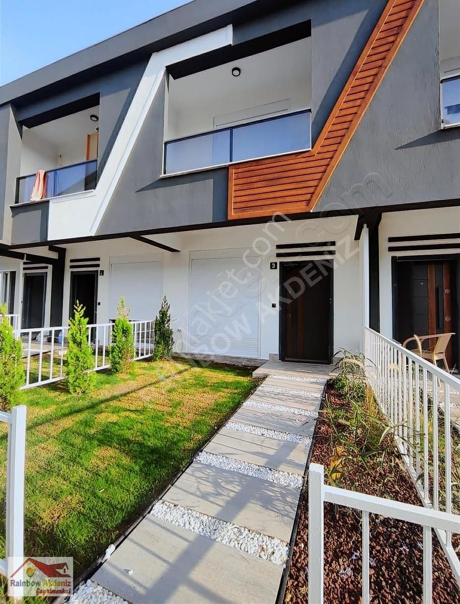 Ve Fiyat Düştü..sidede 2+1 Villa Tipi Eşyalı Daire !!!!! - Görsel 4