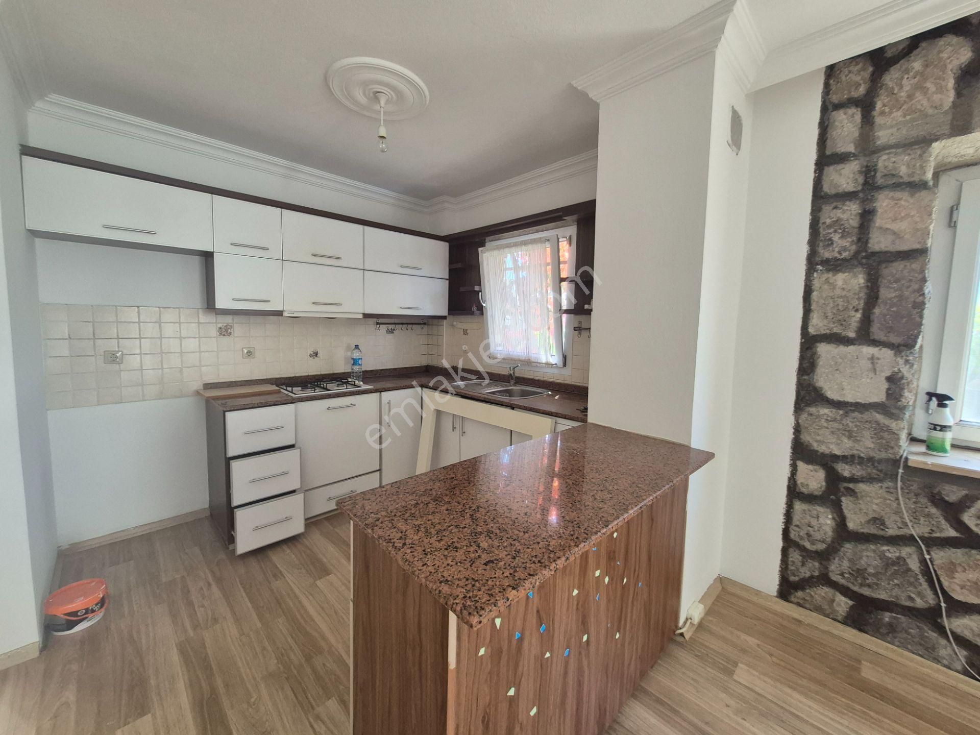 Bodrum Turgutreis Bahçelievler Mahallesinde Satılık Site İçerisinde 2+1 Bahçe Katı Daire - Görsel 15