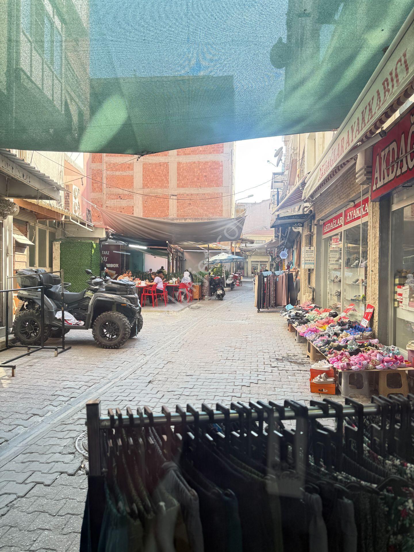 Söke Merkezde Satılık 27 M² Dükkan - Görsel 2