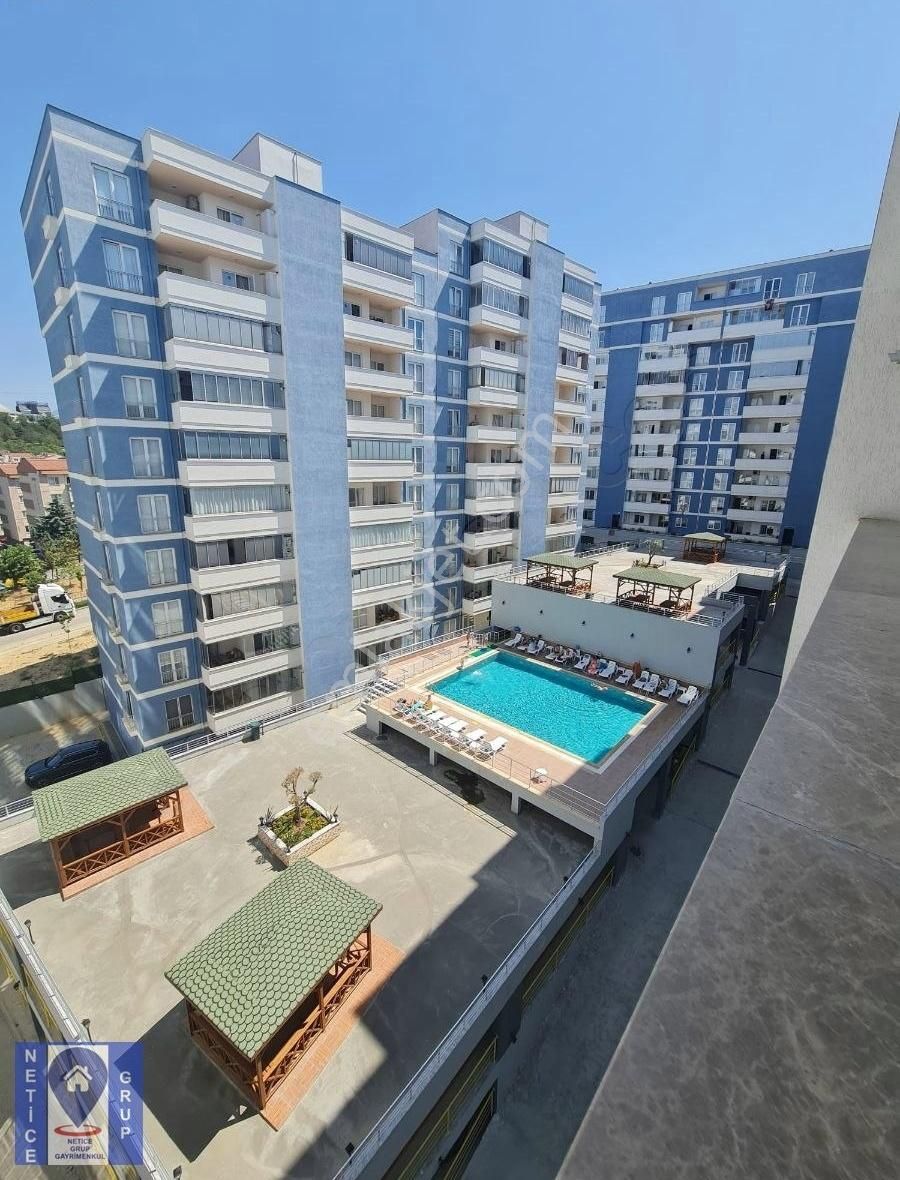 Ataevlerde Güvenlik Ve Havuzlu Ara Kat 3+1 Kiralık Daire