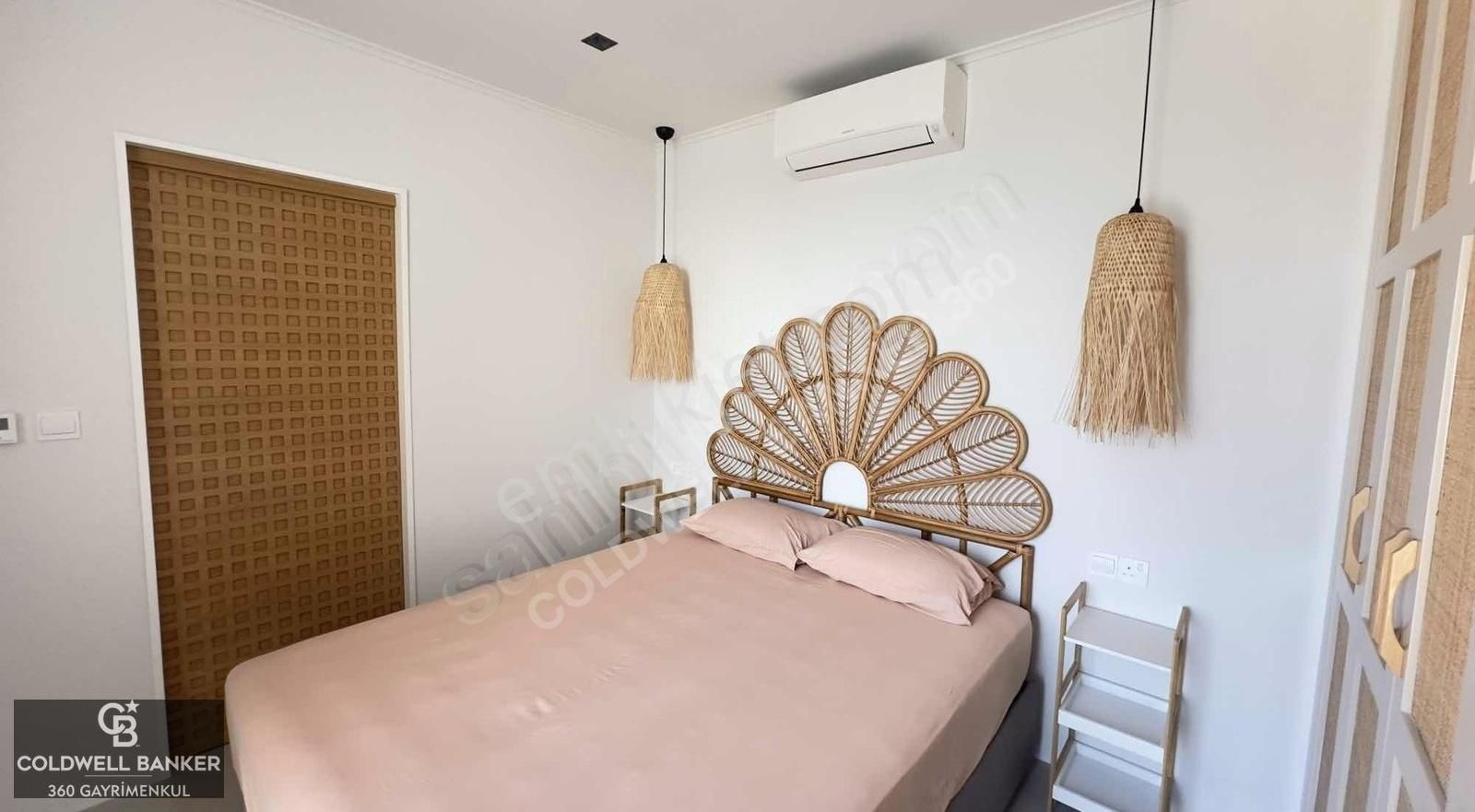 Kktc Girne Kayalar'da Deniz Manzaralı, Havuzlu Satılık Villa - Görsel 10