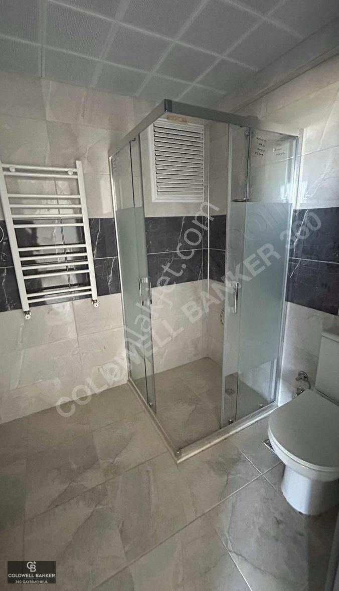 Menemen Seyrek Te Sıfır Binada Kiralık 1+1 Daire - Görsel 4