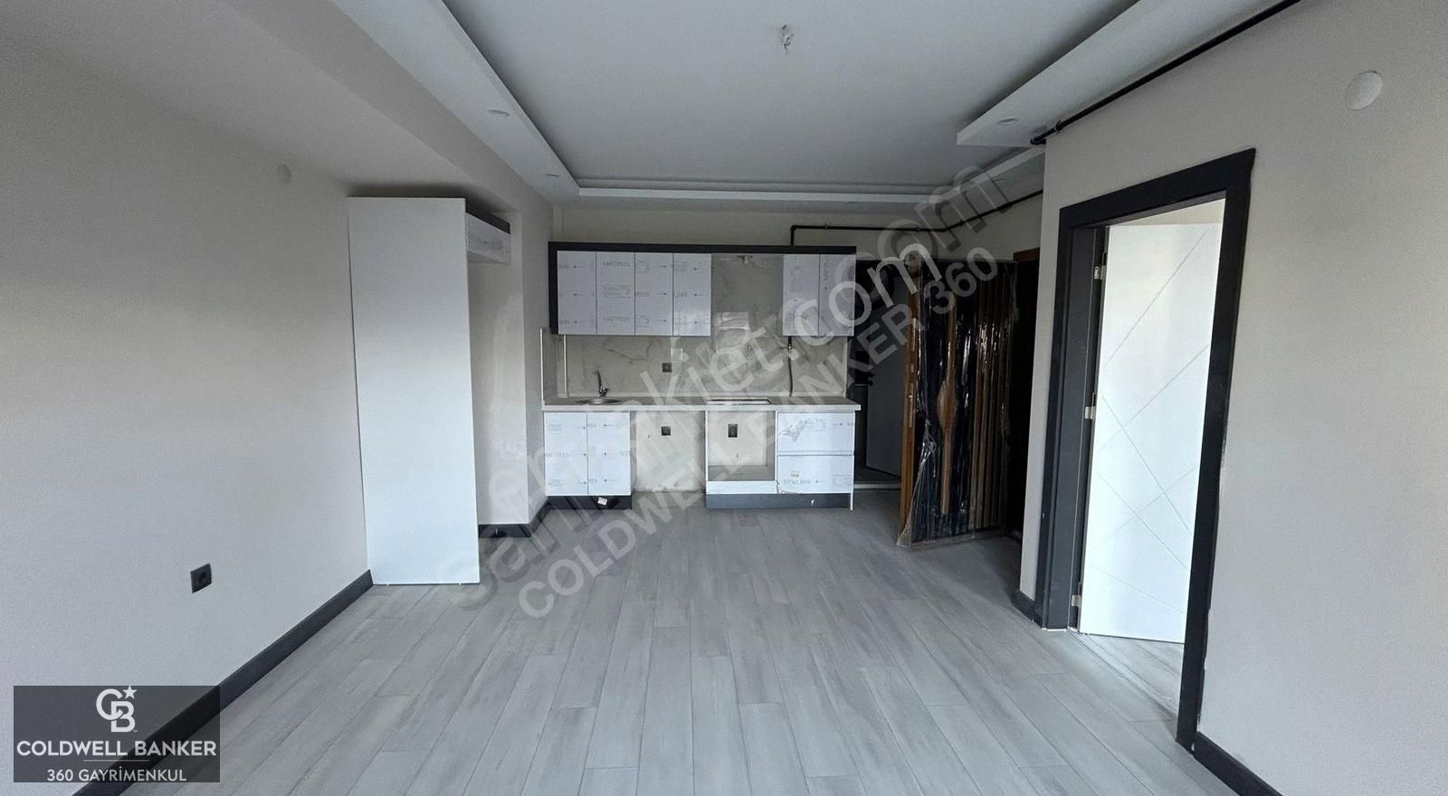 Menemen Seyrek Sıfır Binada Satılık 1+1 Daire - Görsel 12