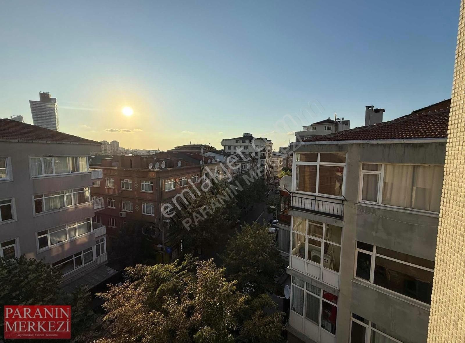 Cadde Üzeri Full Eşyalı 1+0 Merkezi Konum