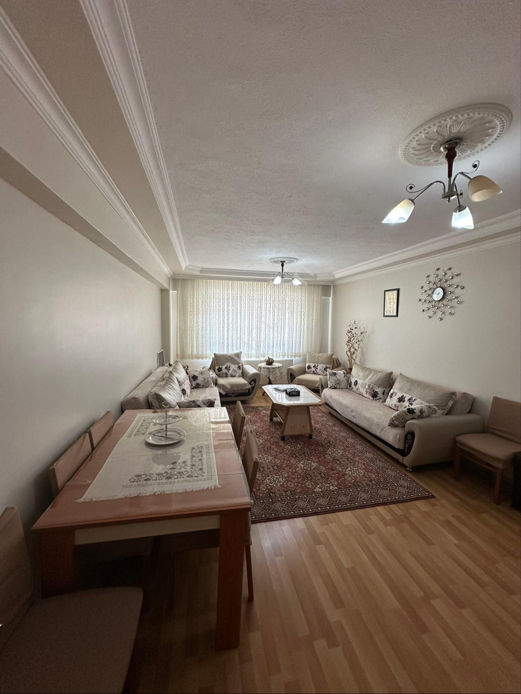 Toprak Emlak’tan Kurtuluş Mahallesinde Kiralık 4+1 Daire