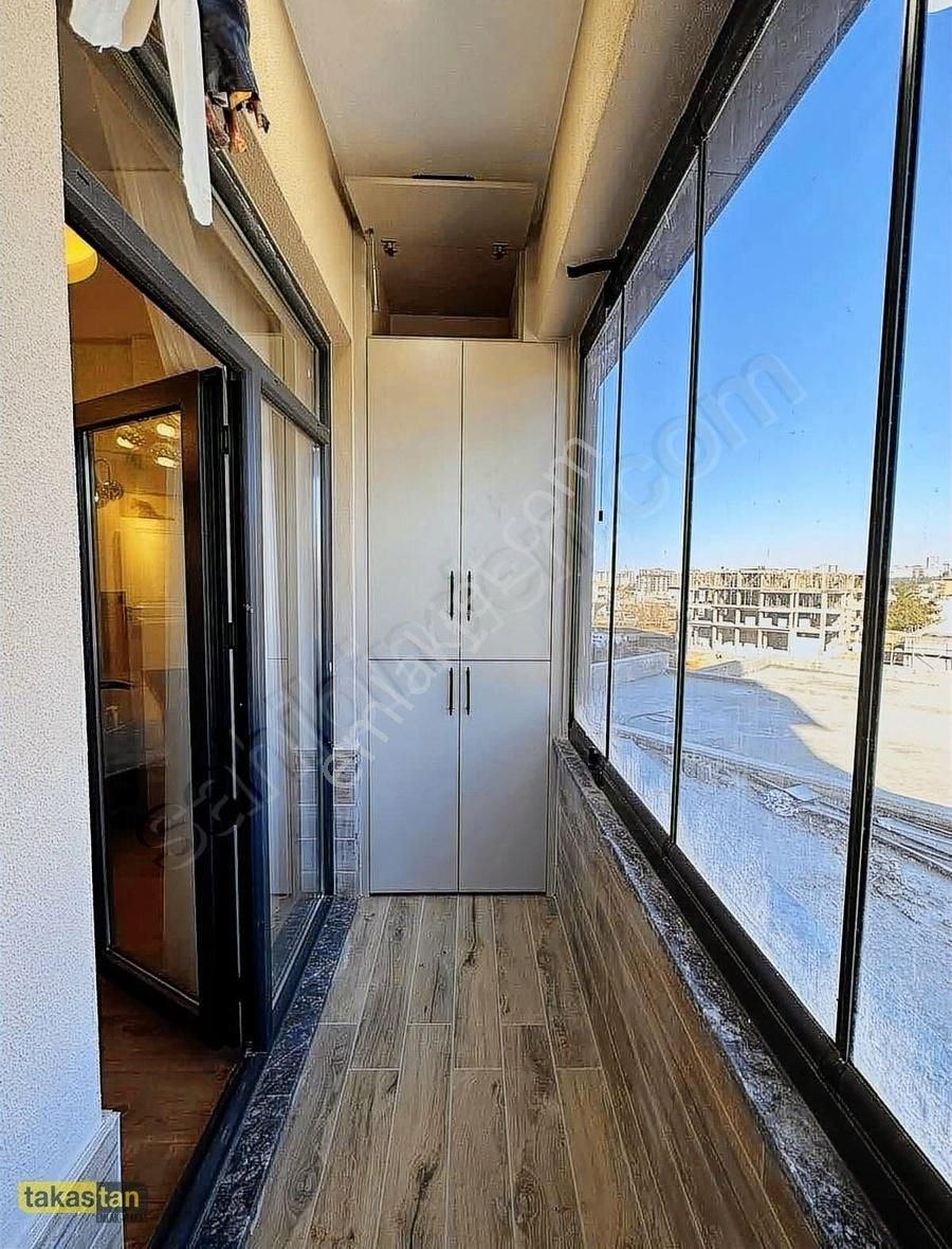 Fıstıklık Merkezi Lokasyonda Ultra Lüx Geniş Oturumlu 3+1 Daire - Görsel 14