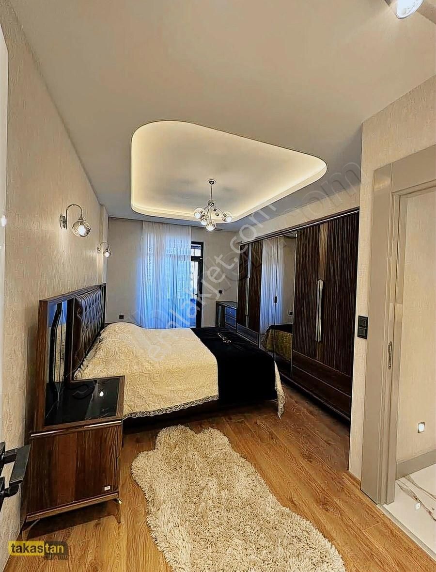 Fıstıklık Merkezi Lokasyonda Ultra Lüx Geniş Oturumlu 3+1 Daire - Görsel 5