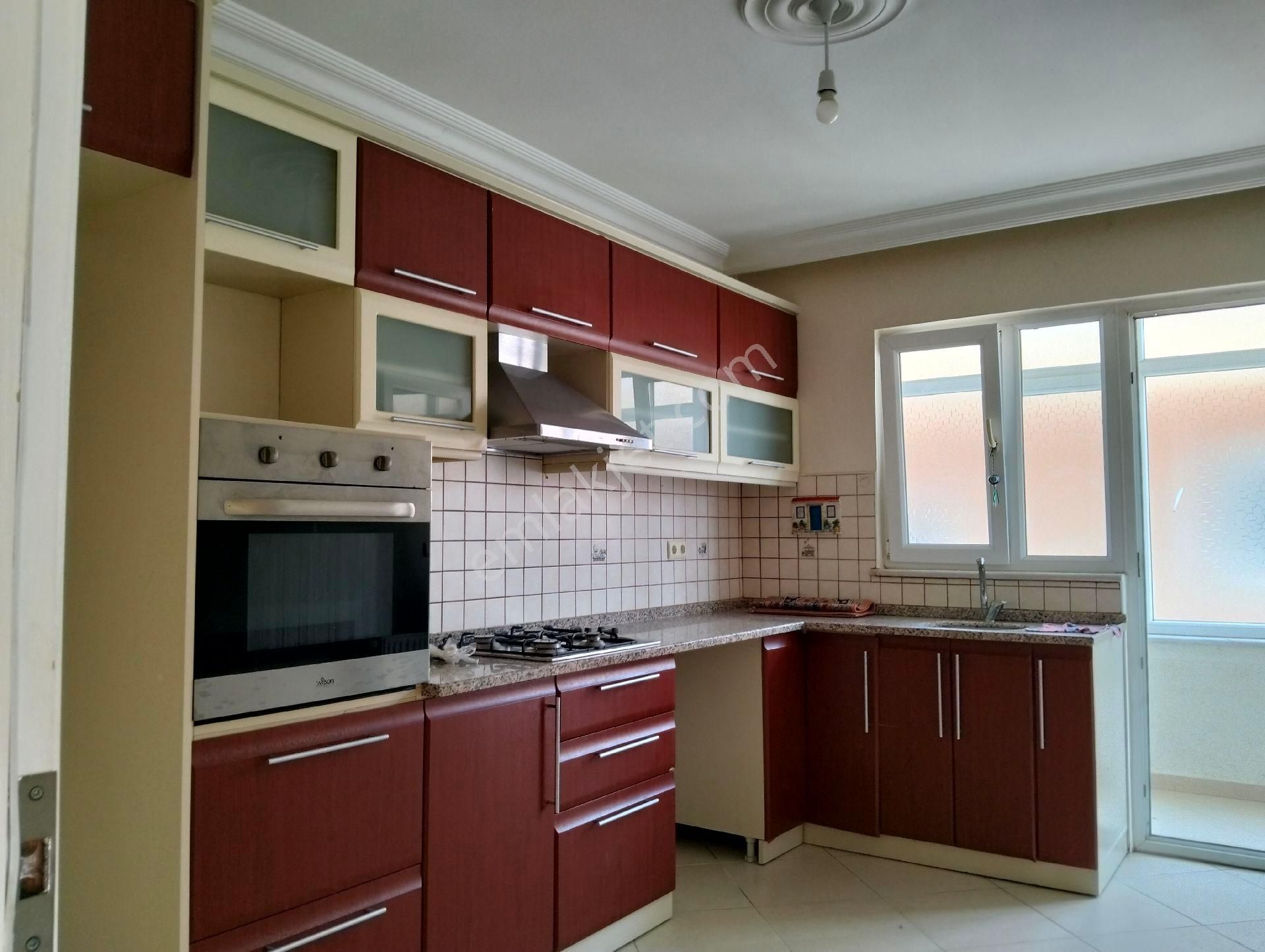 Akçay Sarıkız Merkeze Yakın İlk Okul Ve Ortaokula Yakın Doğalgazlı Kiralık Daire