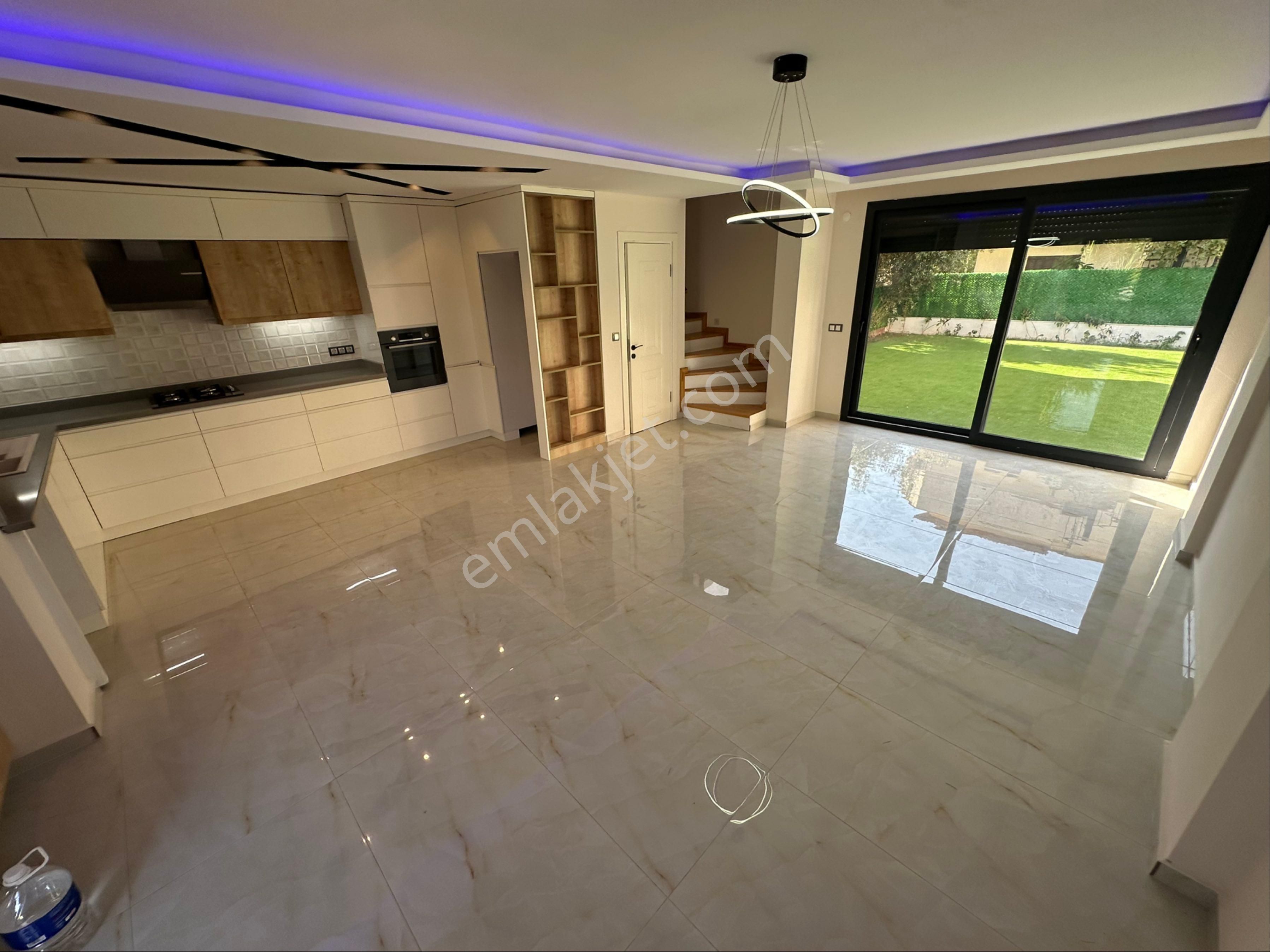 Seferihisar Doğanbey De Satılık 3+1 Villa Denize 150 Metre - Görsel 13