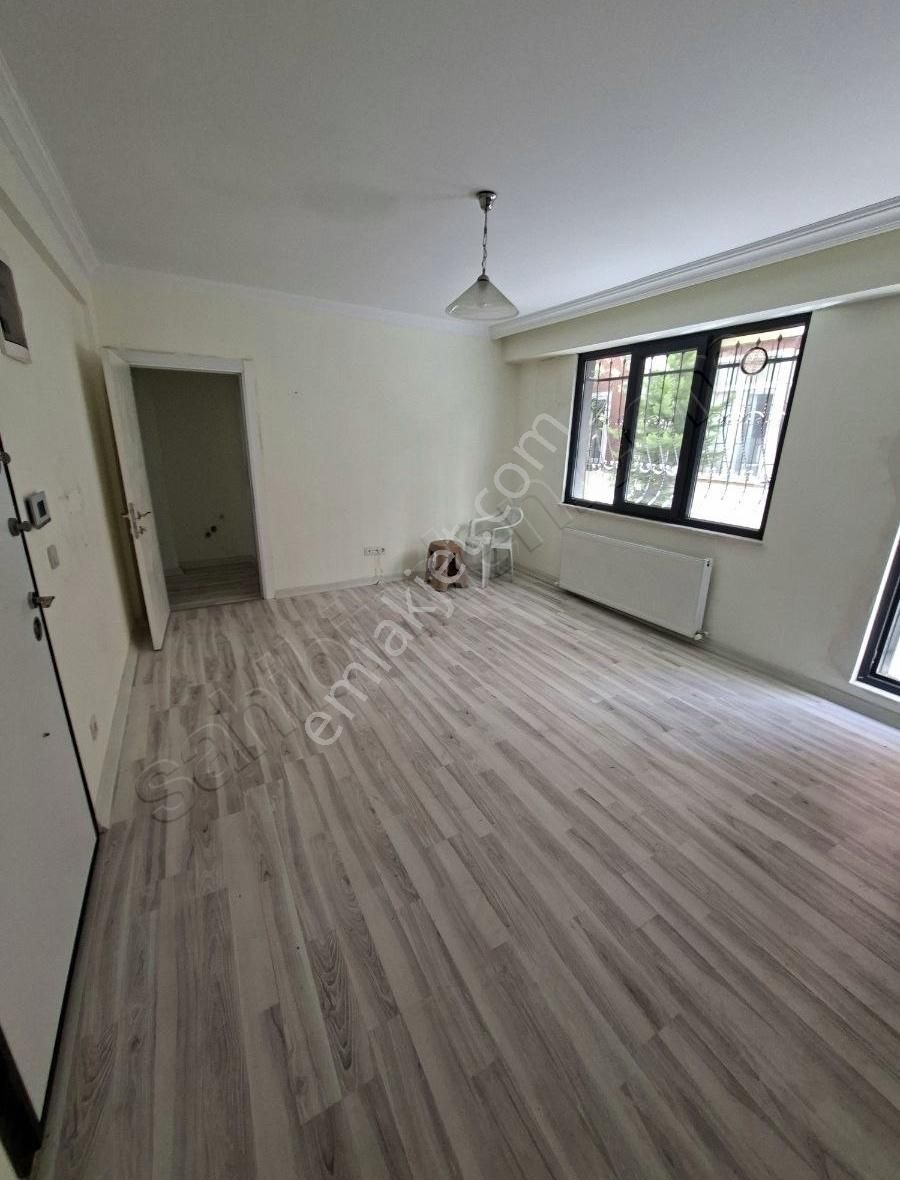 Merkezı Konumda Kiralık 1+1 Daire