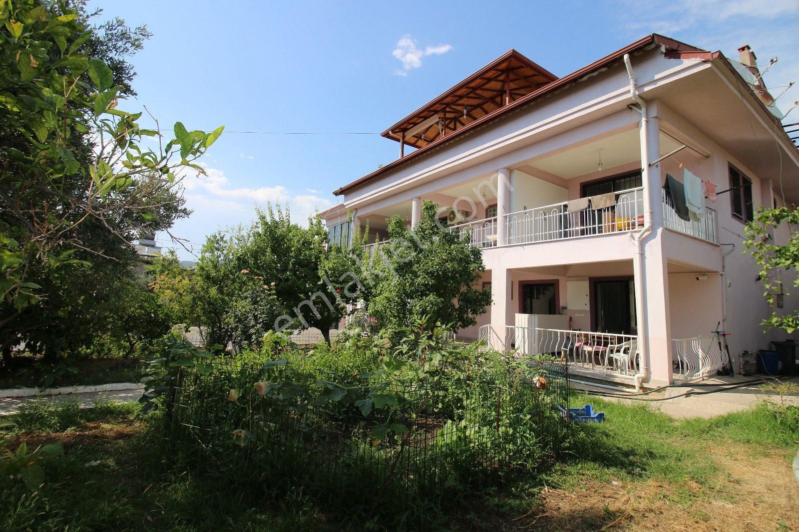 Çiftlik Mah. 661 M² Arsa Üzerinde 3 Ayrı Daire | Satılık | Kat Mülkiyetli | Krediye Uygun