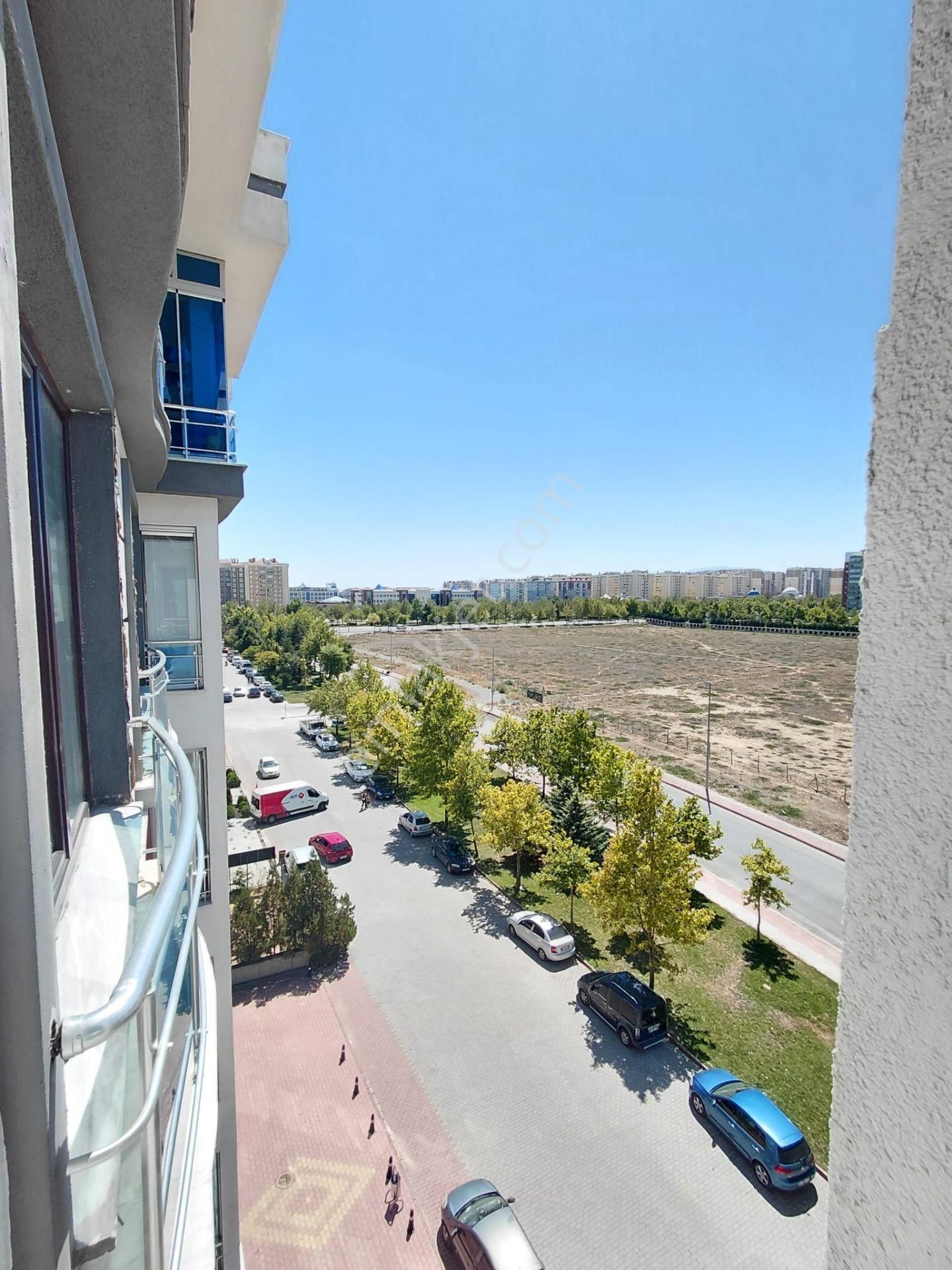 Emrah Çiftci'den Selçuklu Yazır Mah.ecdat Parkı Karşısı Kiralık 3+1 Arakat Lüks Daire - Görsel 14