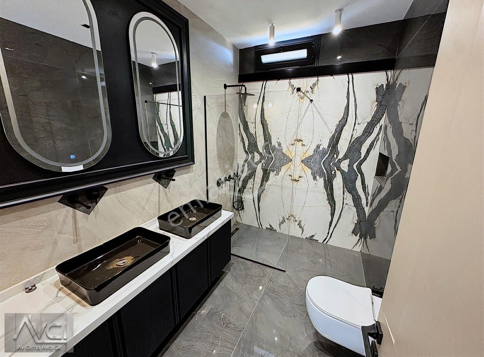 Avcı'dan Altınoluk Göz Alıcı Mimari Havuzlu Lüks 6+1 Villa - Görsel 29