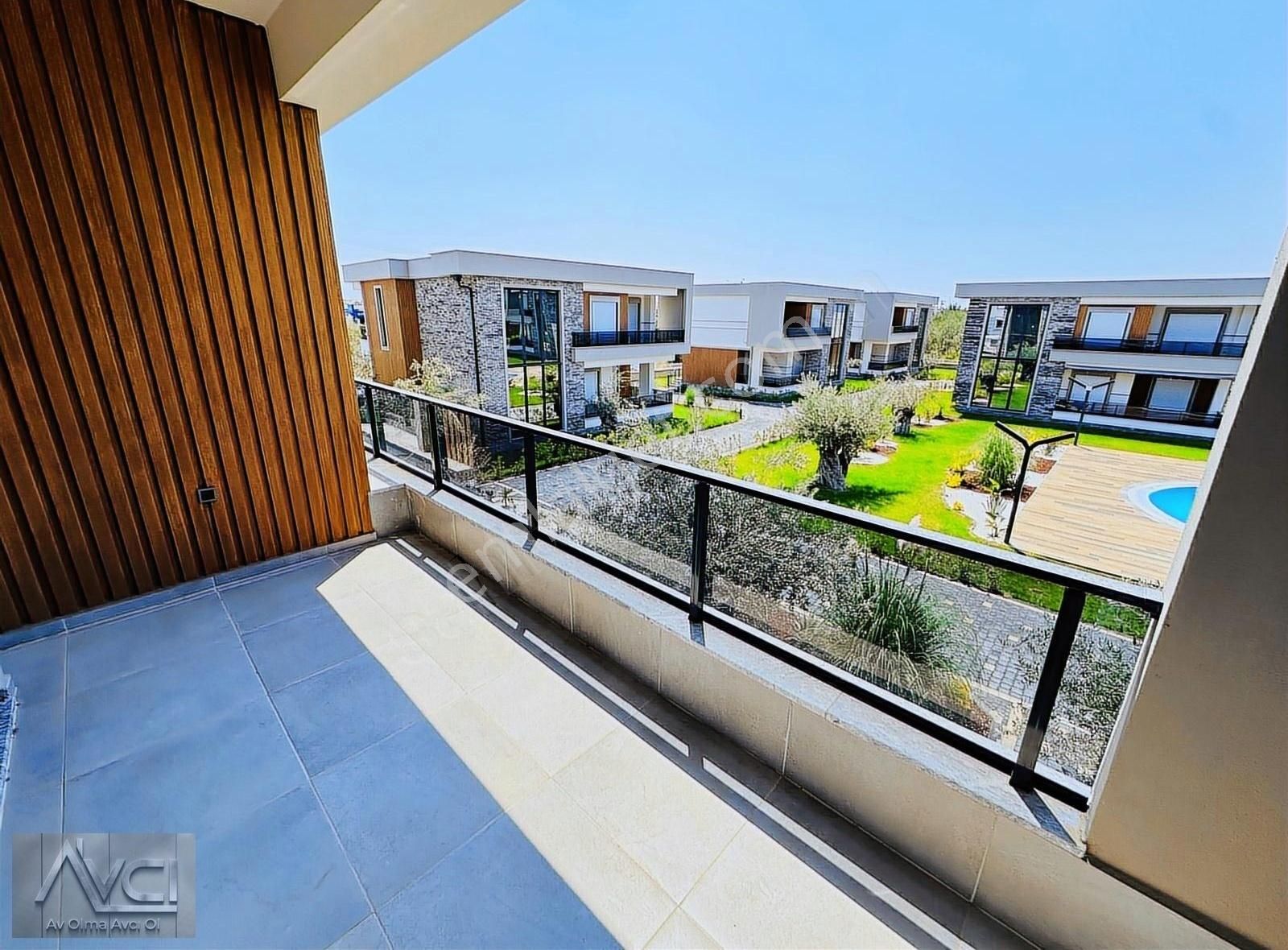 Avcı'dan Altınoluk Denize 100mt Yeni Nesil Lüks 4+1 Loft Villa - Görsel 12