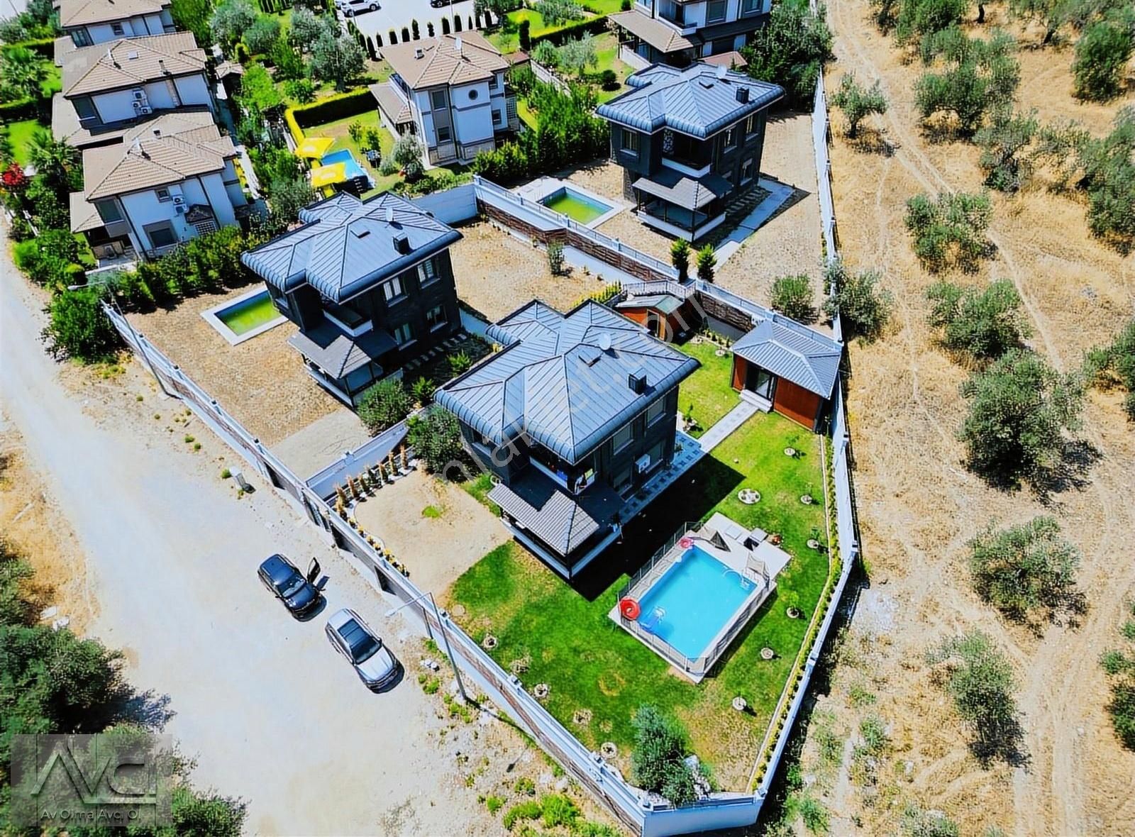 Avcı'dan Altınoluk 600m2 Arsa Manzaralı Müstakil Havuzlu Villa - Görsel 11