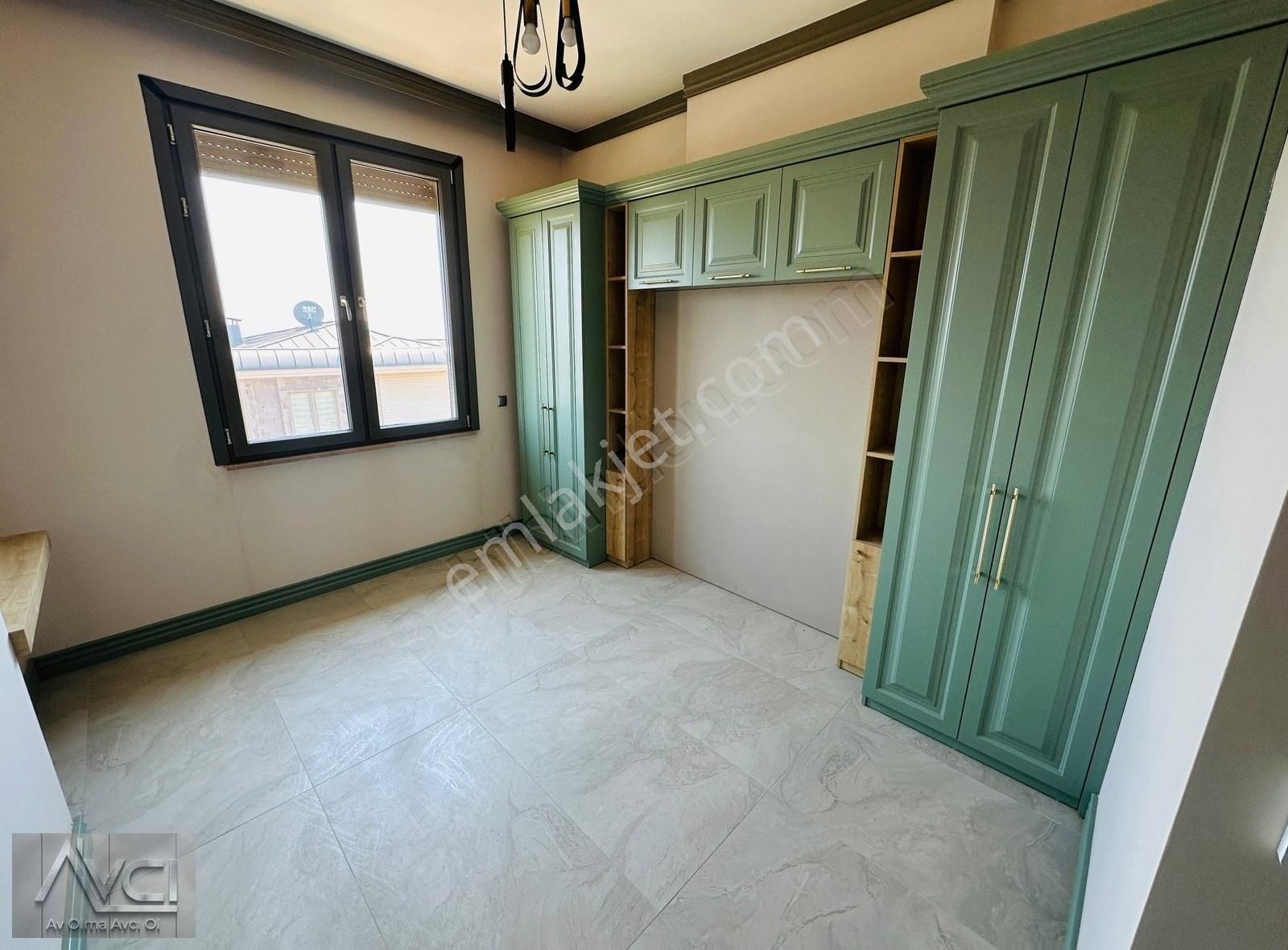 Avcı'dan Altınoluk 600m2 Arsa Manzaralı Müstakil Havuzlu Villa - Görsel 8