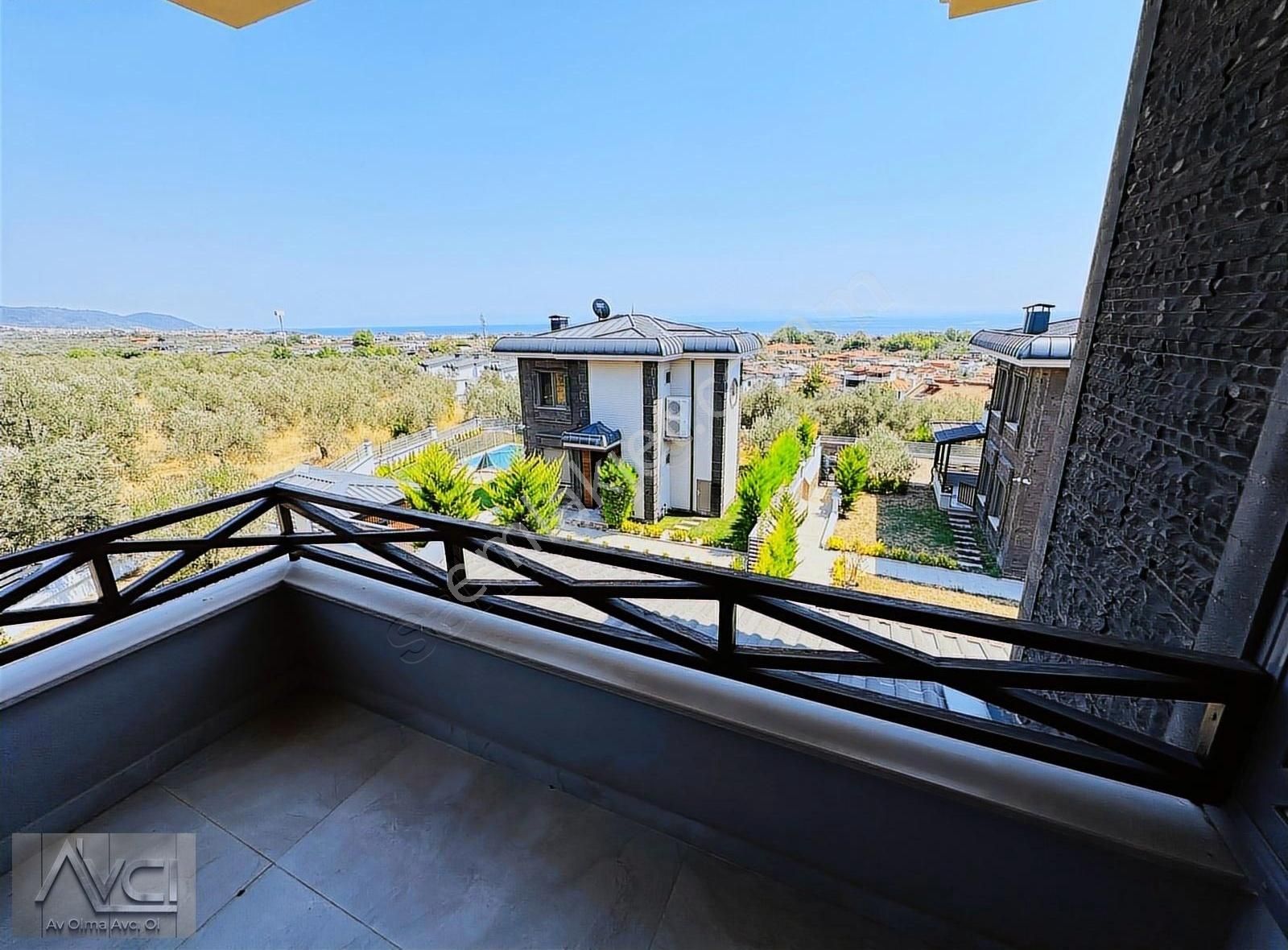 Avcı'dan Altınoluk 600m2 Arsa Manzaralı Müstakil Havuzlu Villa - Görsel 13