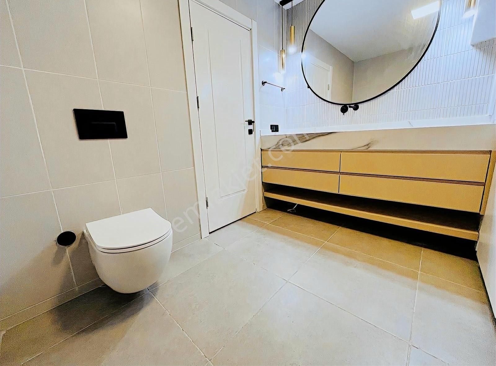 Gürede Lüks, Tam Müstakil Villa 5+2 Havuzlu Saunalı 300m2 Bahçe - Görsel 35